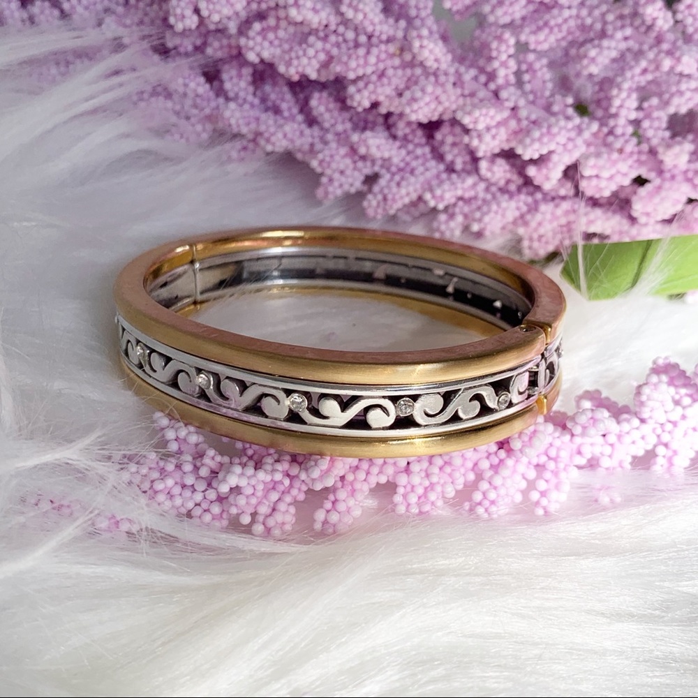 Fashion jewelry bracelet